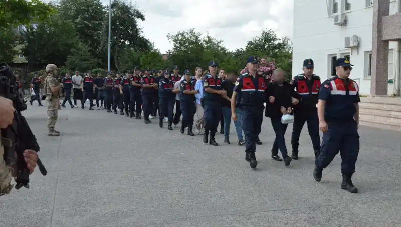 Hacizli Araçları Dönüştürüp Satma Skandalı Ortaya Çıktı