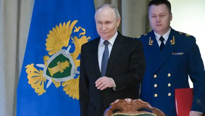 Rusya'da Kriz: Putin'den Şok Ültimatom, Altı Ay Süre Tanıdı