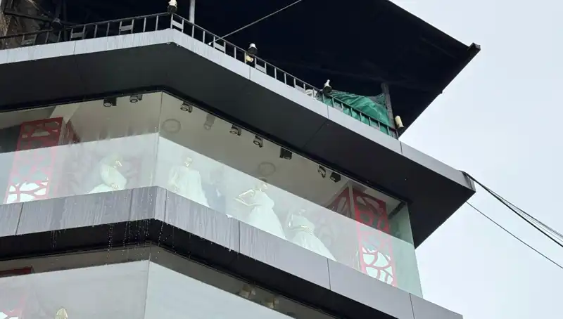 Giyim Mağazasında Meydana Gelen Yangın: Alevler İçinde Korku Dolu Anlar