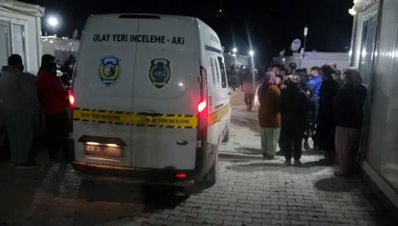 Husumetlilerin Kavgasında Kan Aktı: Şoke Eden Olay Detaylarına Bakın