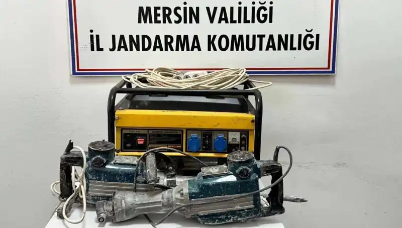 Mersin'de Yasadışı Kazı Faaliyetleri: 5 Kişi Gözaltına Alındı
