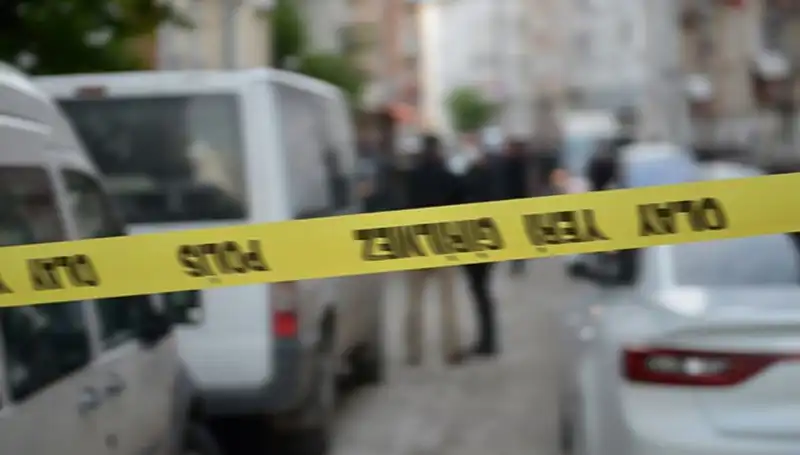 Korkunç Kavga: Satır ve Bıçakla Çıkan Olayda 1 Ölü, 1 Yaralı