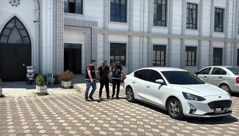 Kocaeli'de Şok Cinayet: Katil Zanlısı Kısa Sürede Tutuklandı!