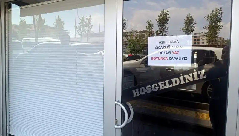 Afrika Sıcakları Dükkanları Kapatıyor: Esnaf Yaz Boyu Ne Yapacak?