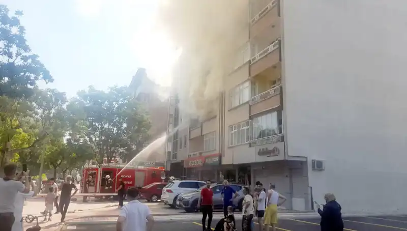 Yangında Geçirdiği Korkunç Anların Ardından Hastaneye Kaldırılan 5 Kişi