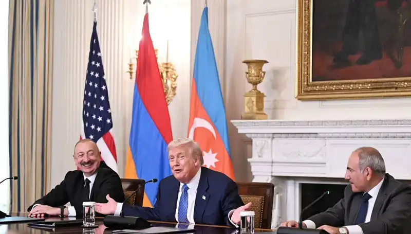 Aliyev’den Ermenistan’a Anayasa Çağrısı: Zaman Kaybetmemek İçin Harekete Geçin