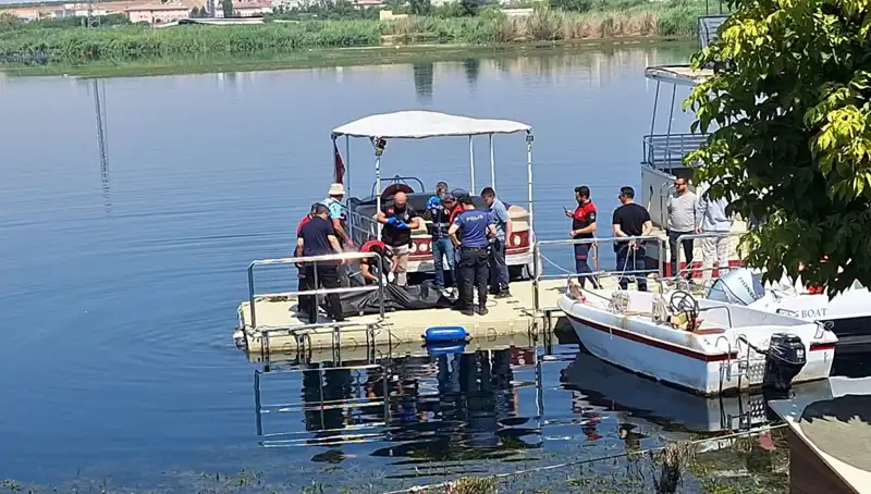 Fırat Nehri'nde Gizemli Bir Erkek Cesedi Bulundu: Olayın Arka Planı Ne?