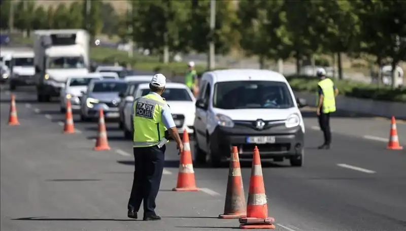 Tüneli Kapatarak Dikkat Çeken Konvoy: Ne Oldu?
