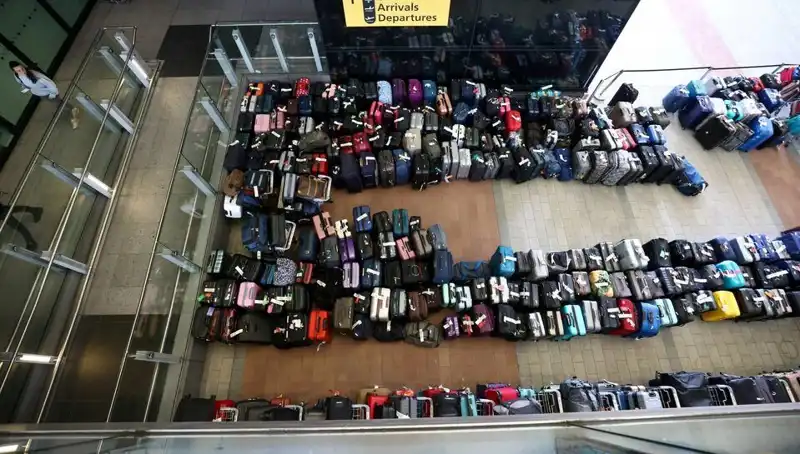 Havalimanında Şok! 2 Yaşındaki Çocuk Bagaj Bantında Kayboldu