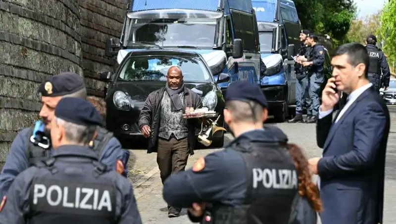 Roma'da Nükleer İkili Zirve: İran ve ABD Müzakereleri Başladı