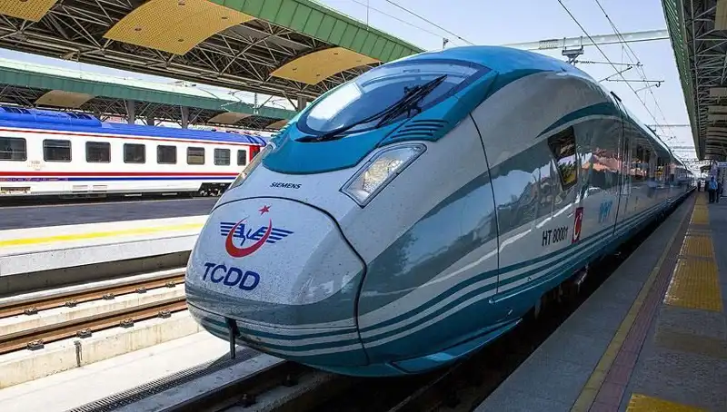 TCDD, 140 Yeni Tren Makinisti Alacak: Başvuru Süreci ve Şartlar Neler?