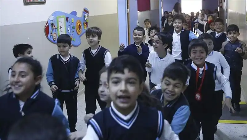 2025 Okul Açılış Tarihi ve Tatil Takvimi Hakkında Her Şey