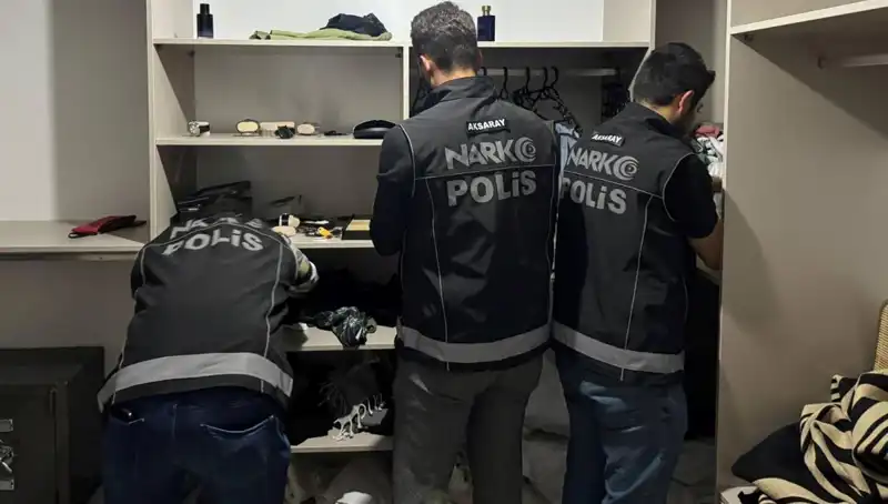 Uyuşturucu Operasyonunda Kapsamlı F Serisi Dolar Ele Geçirildi!
