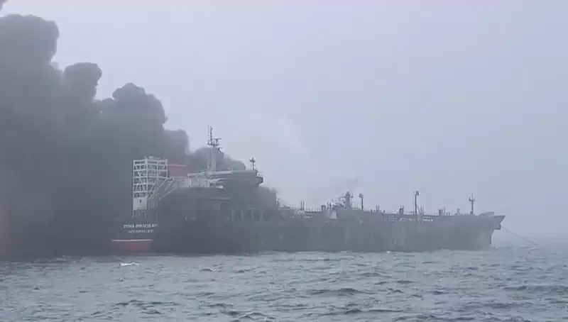 Kuzey Denizi'nde Zehirli Çarpışma: Yasaklı Bölge İlan Edildi!