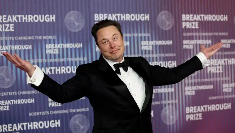 Elon Musk'tan Çarpıcı Açıklama: X'in Yeni Mesajlaşma Uygulaması Flört Sitesi Oluyor mu?