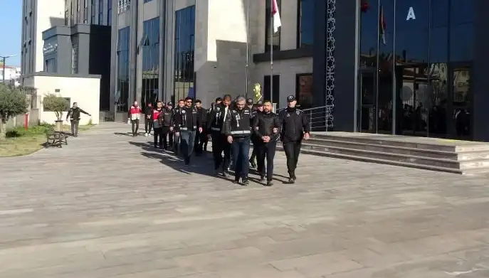 Otel İçinde Yaşanan Balyoz ve Bıçaklı Kavga Şok Etti!