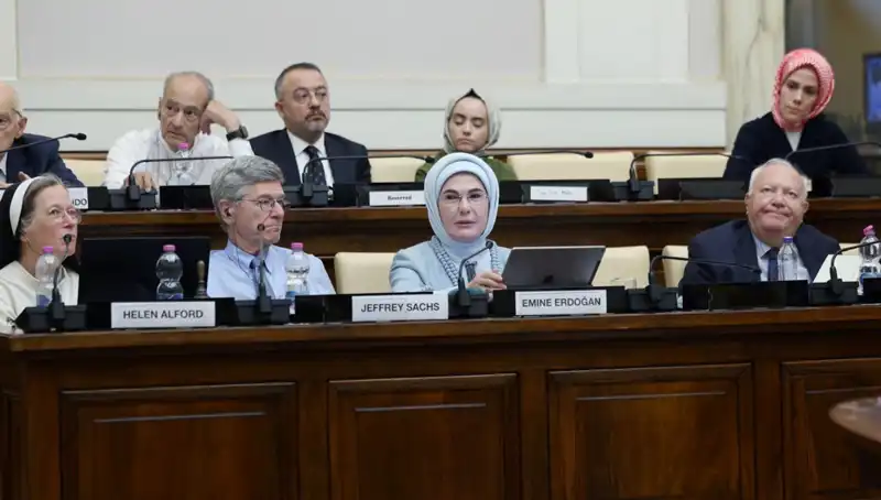 Emine Erdoğan'ın Vatikan'daki Açıklaması: "Dünya 5'ten Büyüktür"