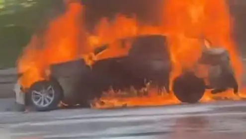 15 Temmuz Şehitler Köprüsü'nde Şok Edici Araç Yangını!